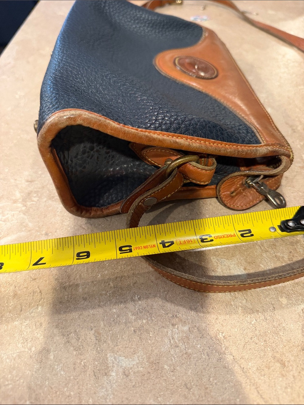 Vintage Dooney & Bourke dark Navy Pebbled Leather Crossbody with Brown Trim - Picture 5 of 7